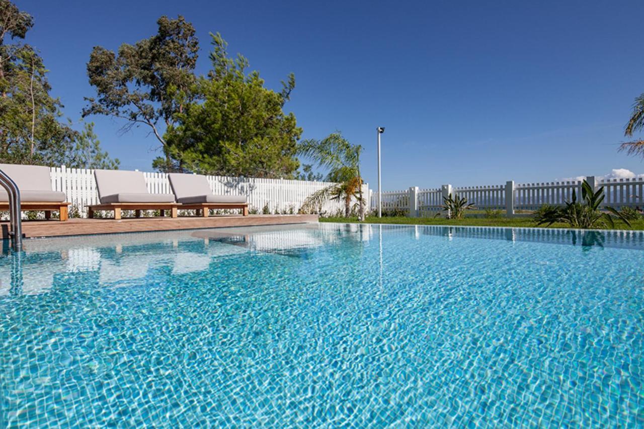 Sun 'n Chill, Boutique Apartments&Beach Villa Melíkia Extérieur photo